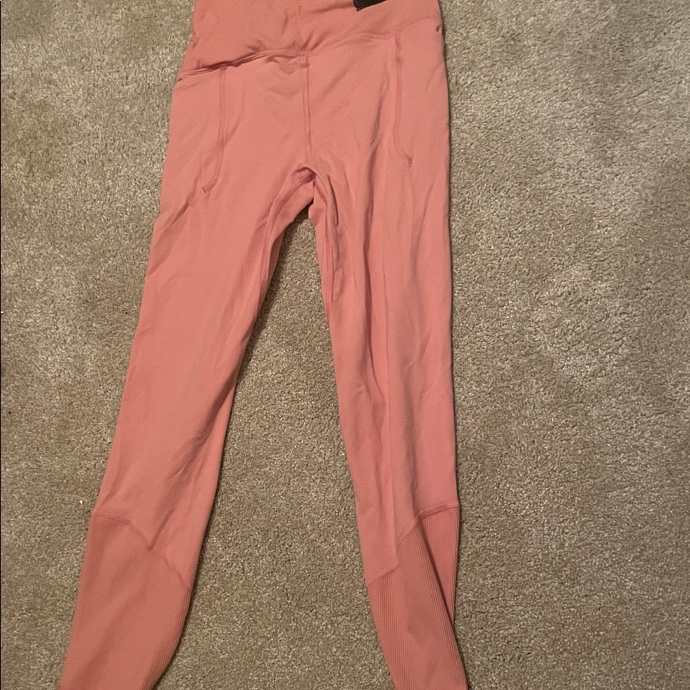 Under Armour High Rise Capri Leggings | Size XS - Picture 5 of 7